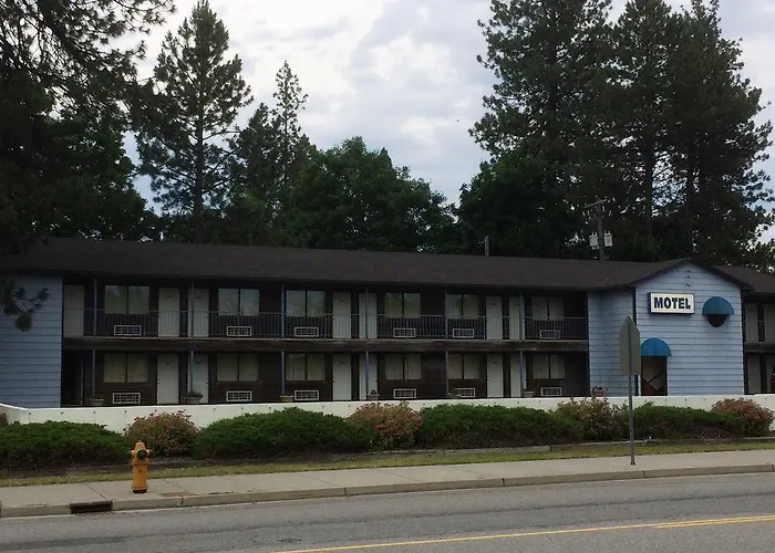 Japan House Suites